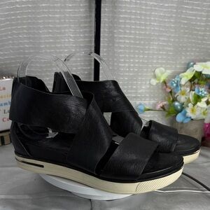 (E) Eileen Fisher Black Platform Sandals leather, Sz 7 women’s